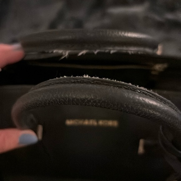 Michael Kors Crossbody leather bag - Picture 2 of 3